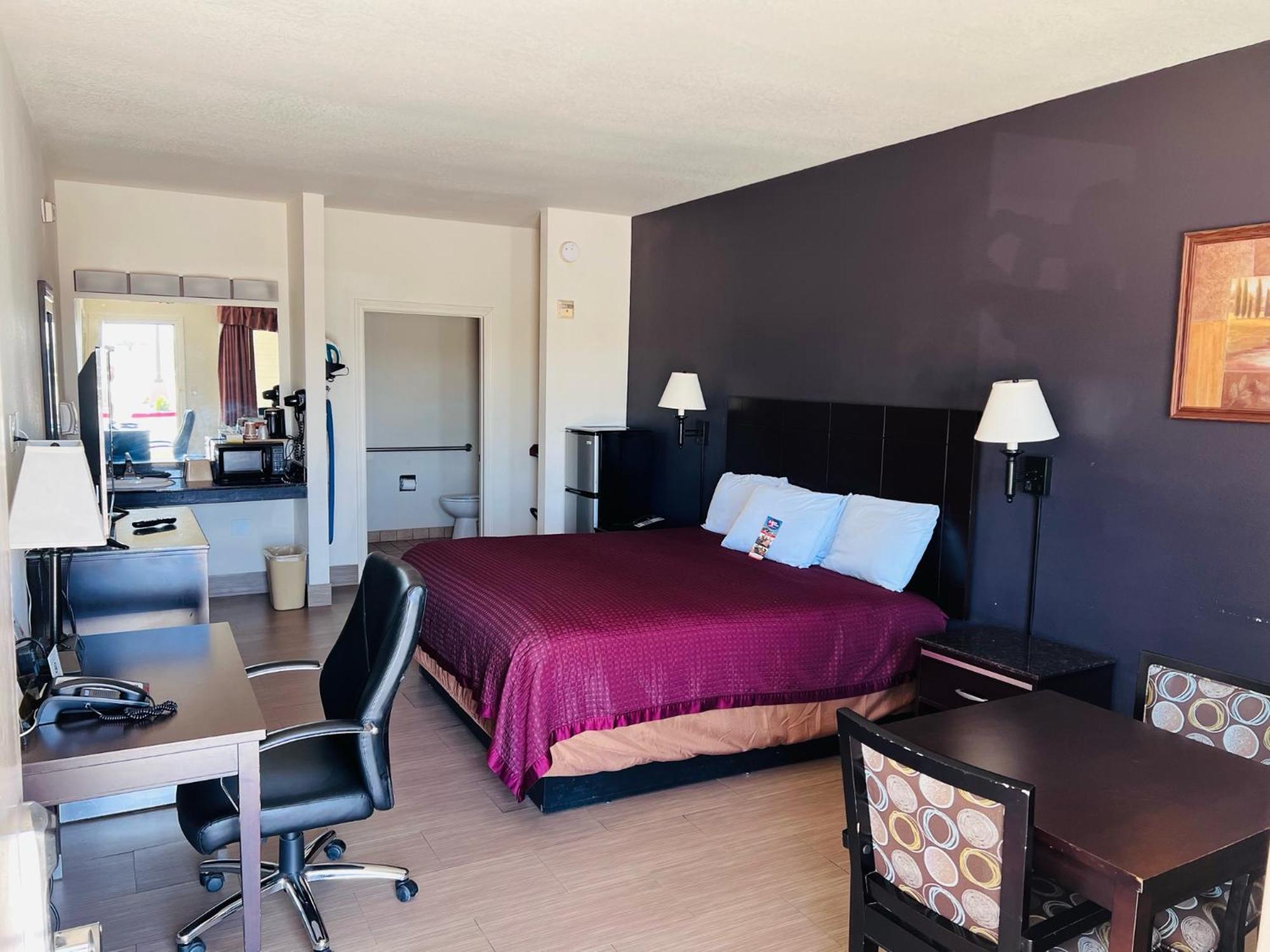 Lone Star Inn And Suites Виктория Екстериор снимка